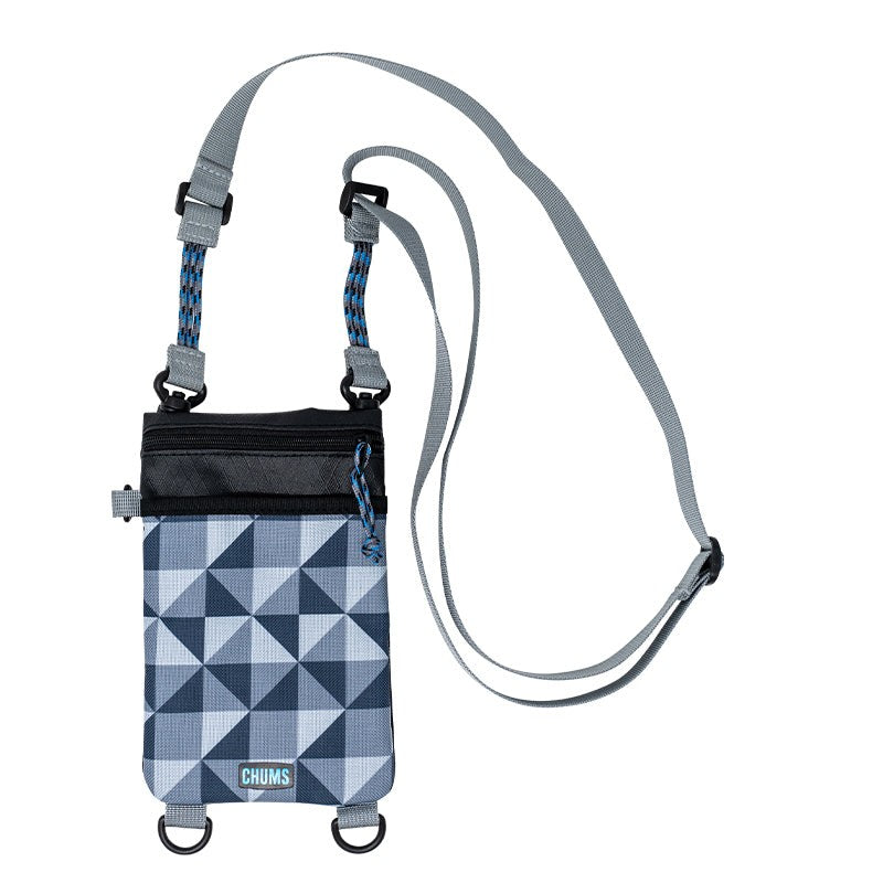 CHUMS &Rover Phone Tote Geo – Bells water bottle and locks