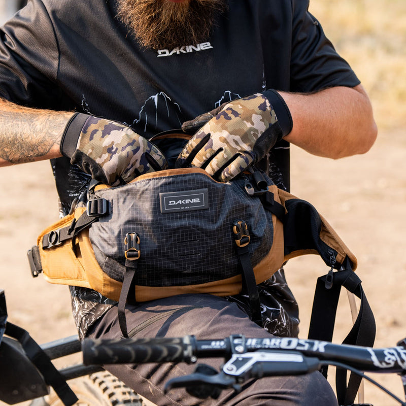 Dakine SEEKER HIP PACK 6L BLACK/RUBBER OS – Hydration Packs